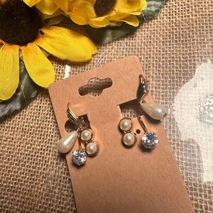 Vintage 3 pack gold tone foe pearl clip ons - GUC